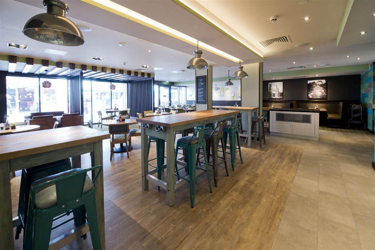 Premier Inn London Orpington Exterior foto
