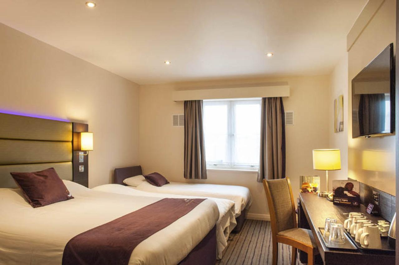 Premier Inn London Orpington Exterior foto