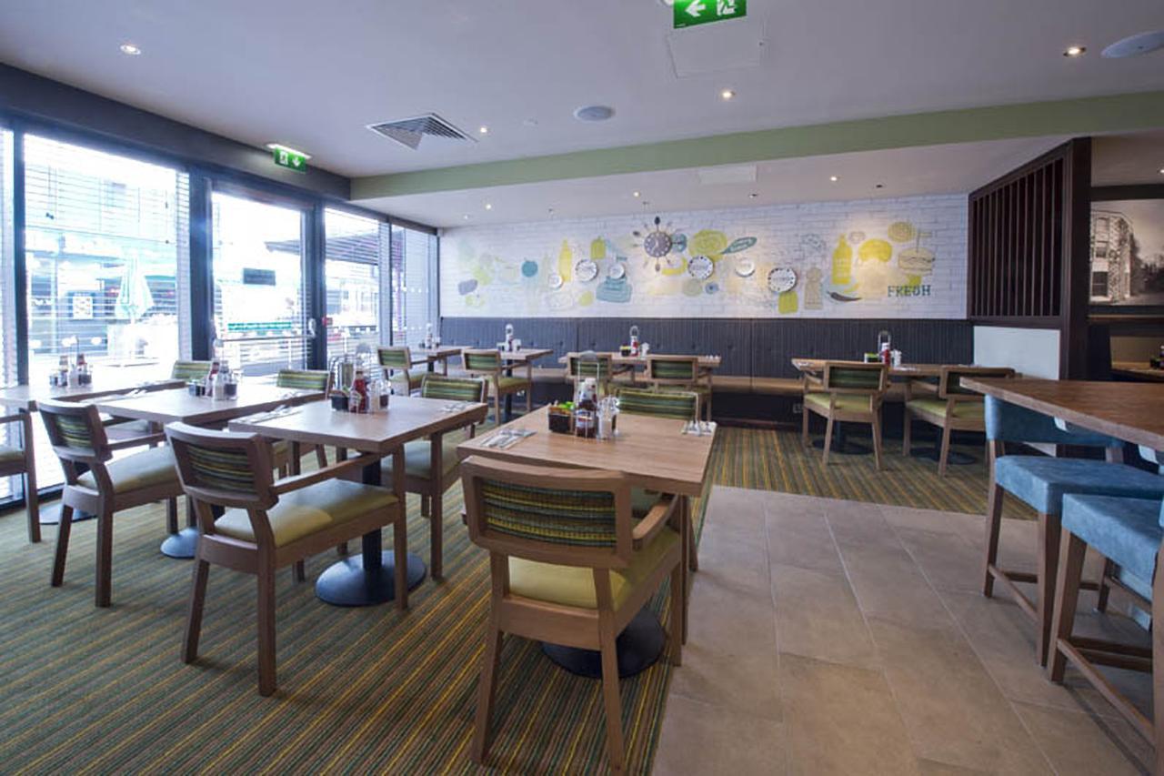 Premier Inn London Orpington Exterior foto